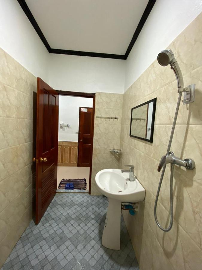 Kingmala Guesthouse Luang Namtha Dış mekan fotoğraf